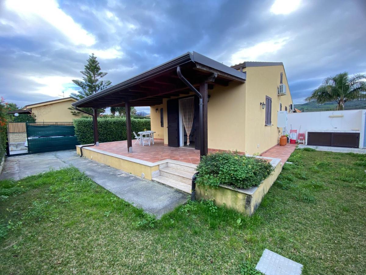 Villa Indipendente Le Coccinelle Beach Mare Piscina A 250 Mt Dal Mare Con Servizio Di Piscina A 400 Mt 12 K Da Cefalu Campofelice di Roccella Kültér fotó