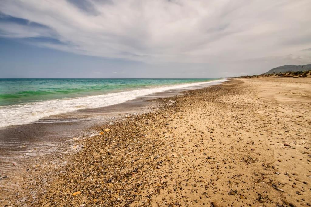 Villa Indipendente Le Coccinelle Beach Mare Piscina A 250 Mt Dal Mare Con Servizio Di Piscina A 400 Mt 12 K Da Cefalu Campofelice di Roccella Kültér fotó